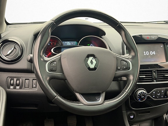 Renault Clio 18 of 27