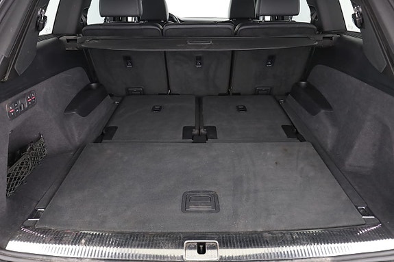 Audi Q7 18 of 30
