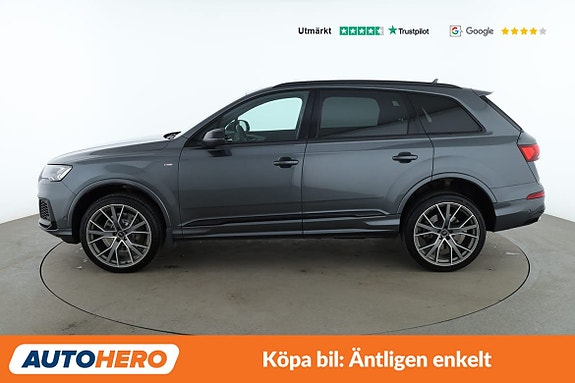 Audi Q7 2 of 5