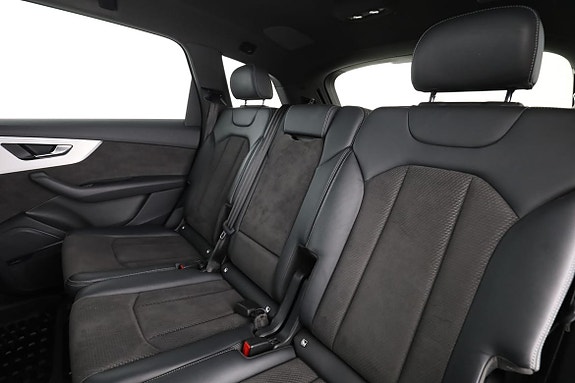 Audi Q7 15 of 30