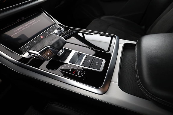 Audi Q7 26 of 30