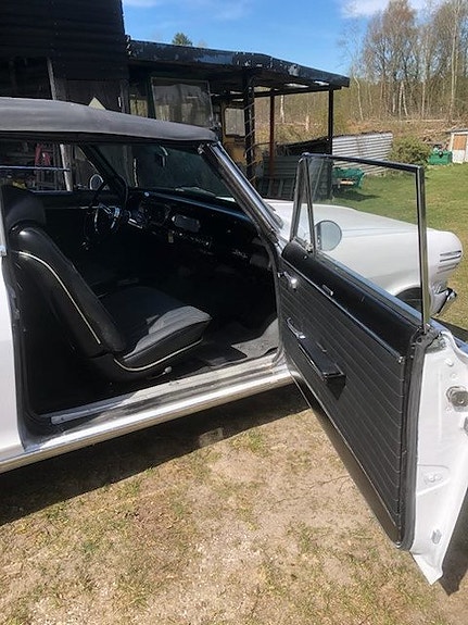 Chevrolet Nova 10 of 16