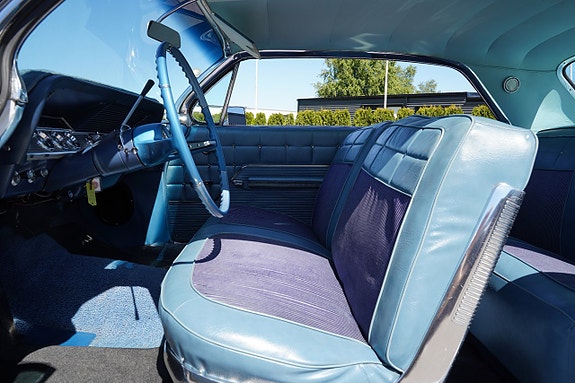Chevrolet Impala 13 of 27