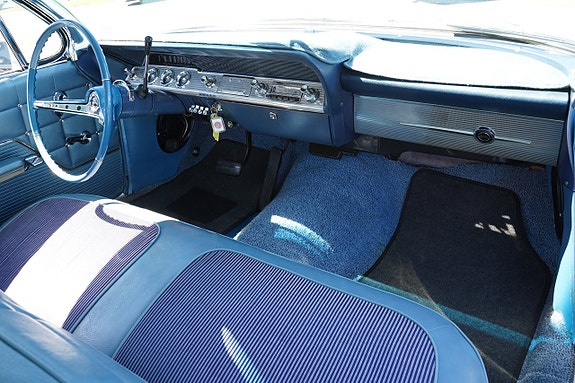 Chevrolet Impala 18 of 27