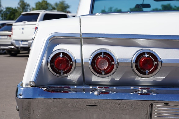 Chevrolet Impala 5 of 5