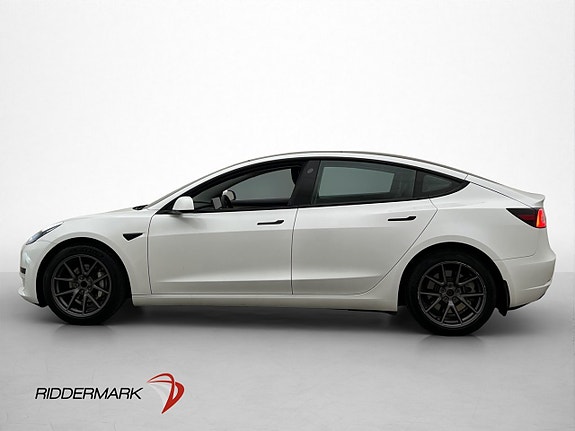 Tesla Model 3 5 of 5