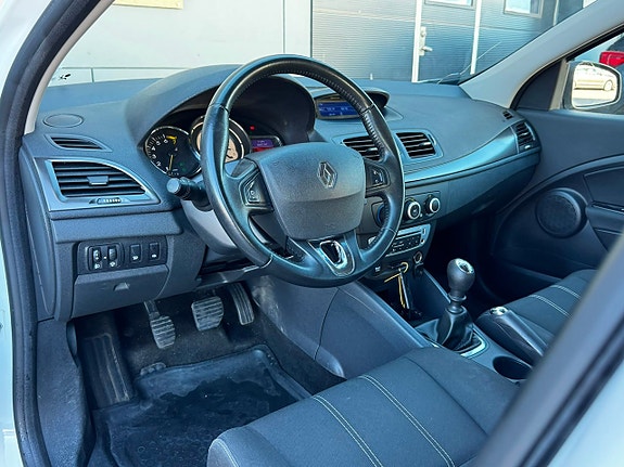 Renault Megane 8 of 15