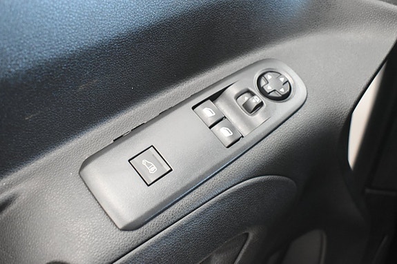Citroen Berlingo 12 of 22