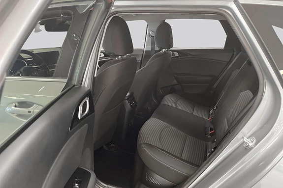 Kia Ceed 9 of 14
