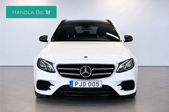 Mercedes-Benz E220 d 2 of 5