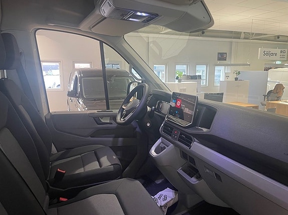 Volkswagen Crafter 3 of 3