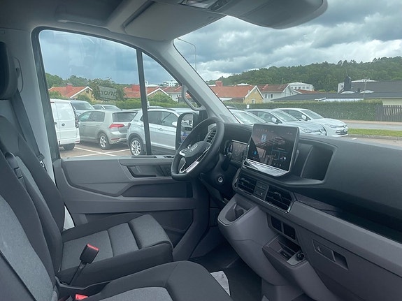 Volkswagen Crafter 7 of 8