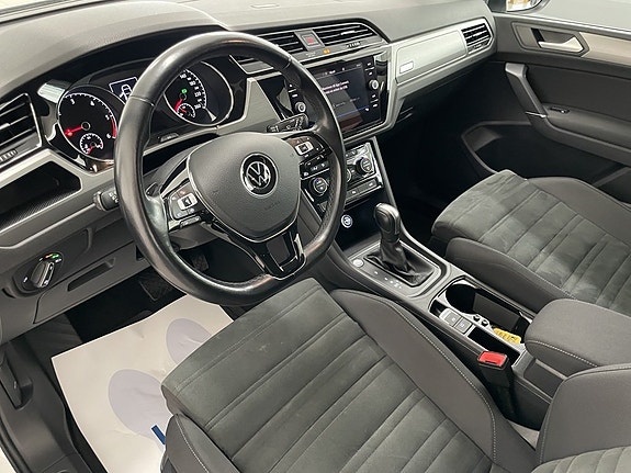 Volkswagen Touran 7 of 20