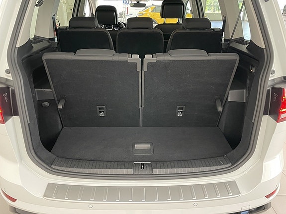 Volkswagen Touran 10 of 20