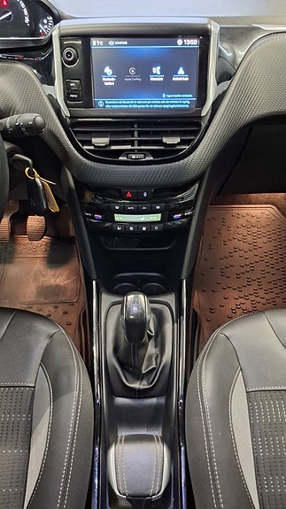 Peugeot 2008 23 of 23