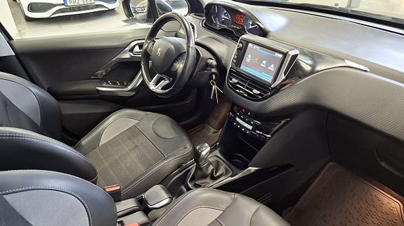 Peugeot 2008 12 of 23