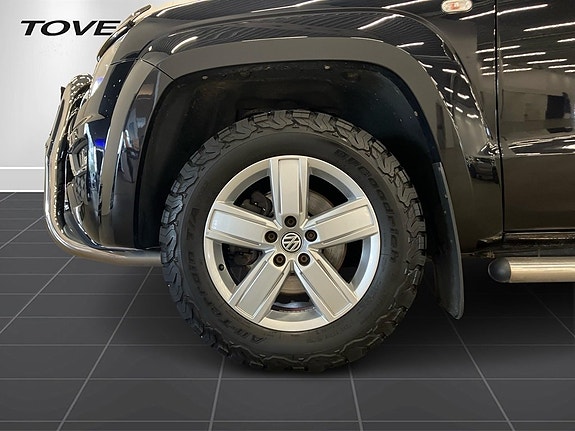 Volkswagen Amarok 9 of 12