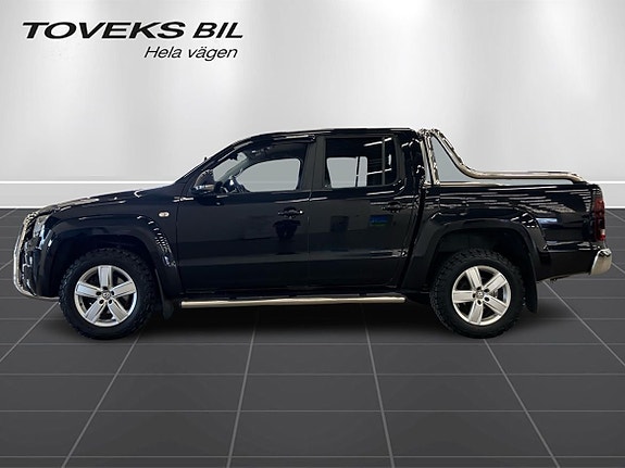 Volkswagen Amarok 6 of 12