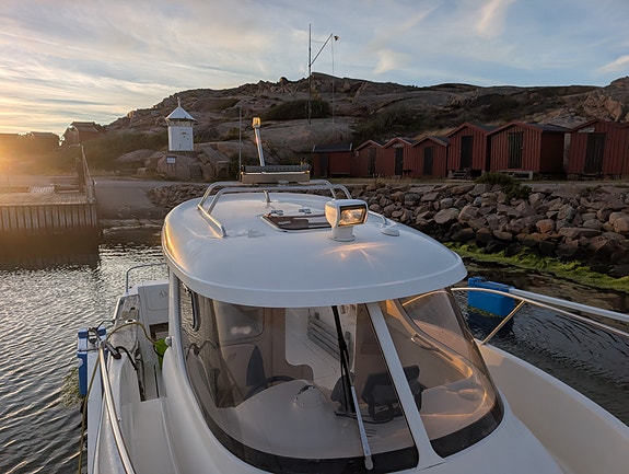 Arvor 215 – Perfekt fiske- och transportbåt (100 hk Diesel) 6 of 9
