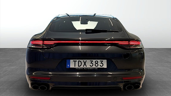 Porsche Panamera 4 7 of 15