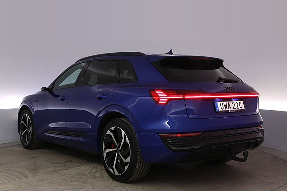 Audi Q8 e-tron 4 of 5