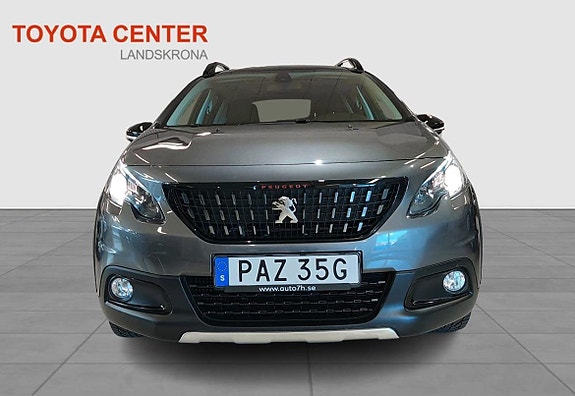 Peugeot 2008 2 of 5