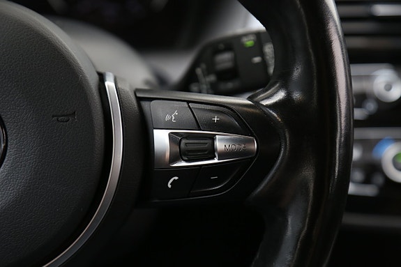 BMW 118i 17 of 25