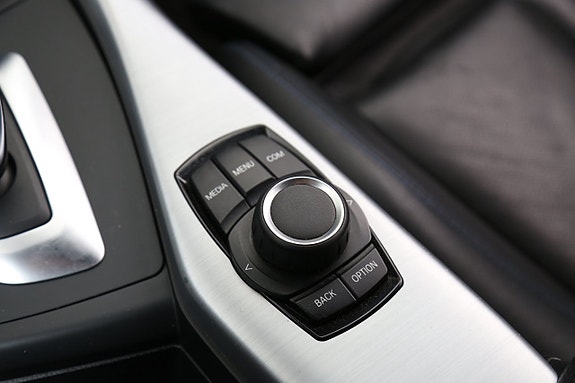 BMW 118i 23 of 25