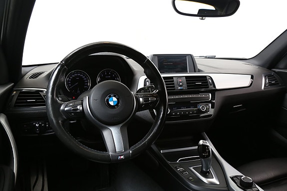BMW 118i 13 of 25