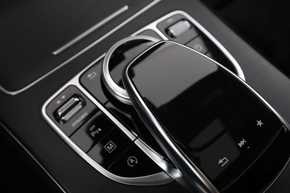 Mercedes-Benz GLC220 d 26 of 30