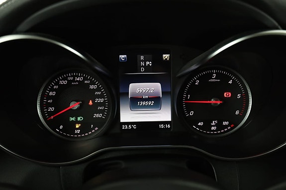 Mercedes-Benz GLC220 d 20 of 30