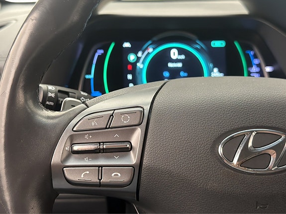 Hyundai IONIQ 19 of 30