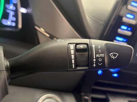 Hyundai IONIQ 24 of 30
