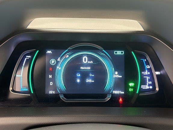 Hyundai IONIQ 20 of 30