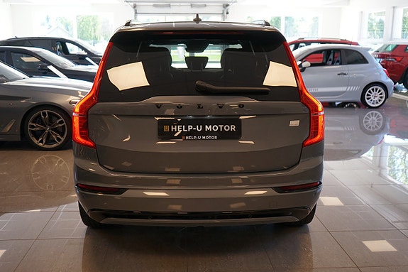 Volvo XC90 22 of 27