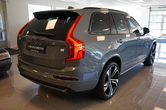 Volvo XC90 21 of 27