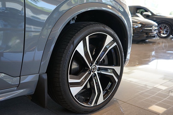 Volvo XC90 26 of 27