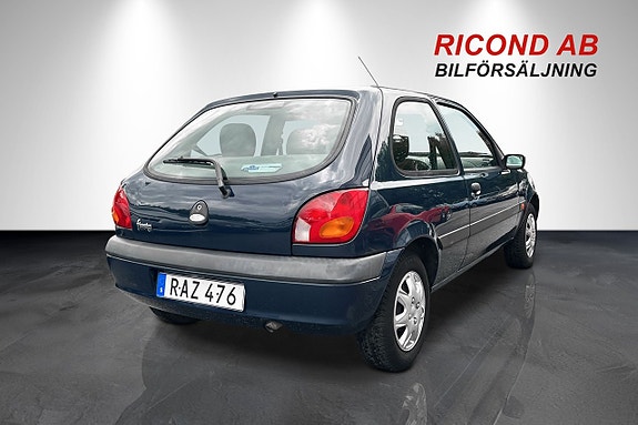 Ford Fiesta 5 of 15