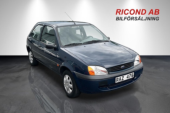 Ford Fiesta 10 of 15