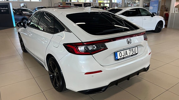 Honda Civic 4 of 5