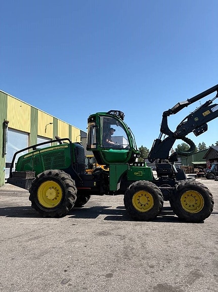 John Deere 1170 E 6 of 24