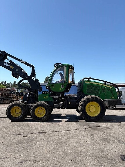 John Deere 1170 E 5 of 24