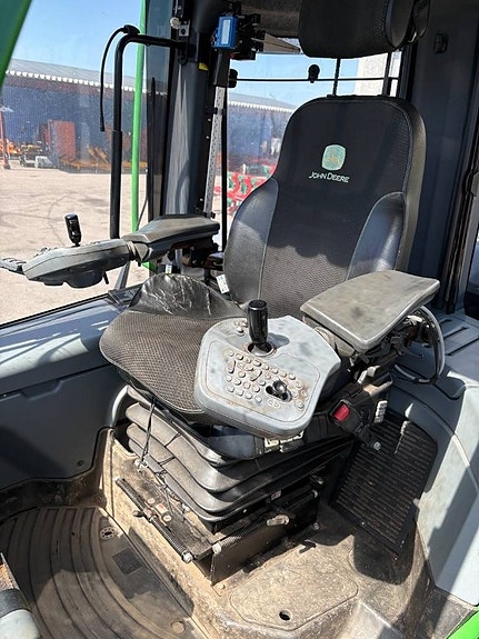 John Deere 1170 E 12 of 24