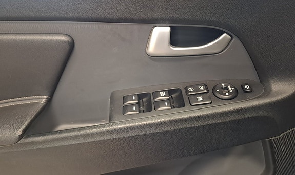 Kia Sportage 24 of 28