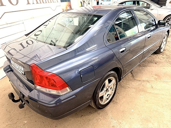Volvo S60 5 of 5