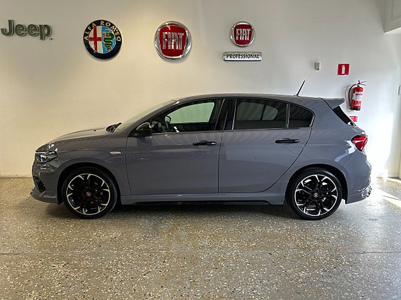 Fiat Tipo 2 of 5