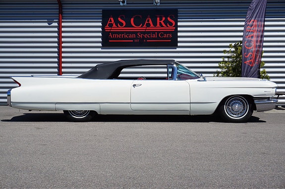 Cadillac Series 62 5 of 5