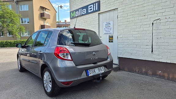 Renault Clio 2 of 5