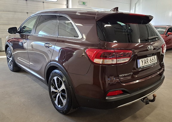 Kia Sorento 6 of 28