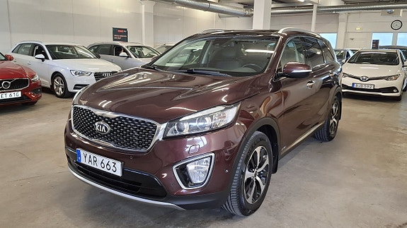 Kia Sorento 3 of 28